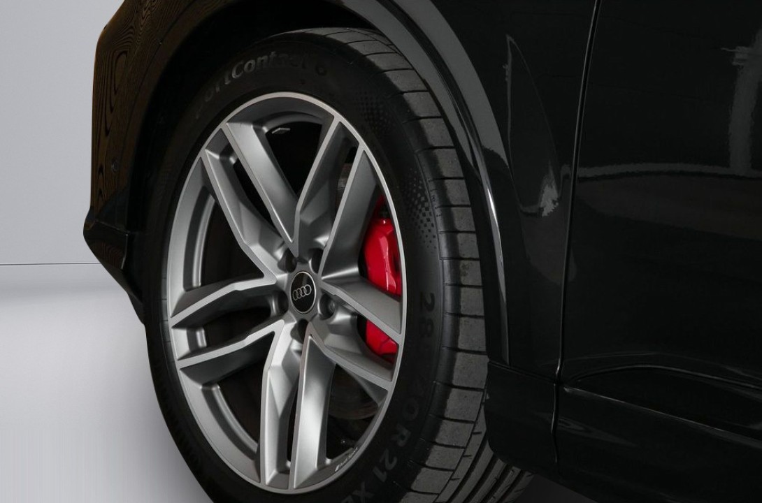 Audi Q7 S-Line - foto 39