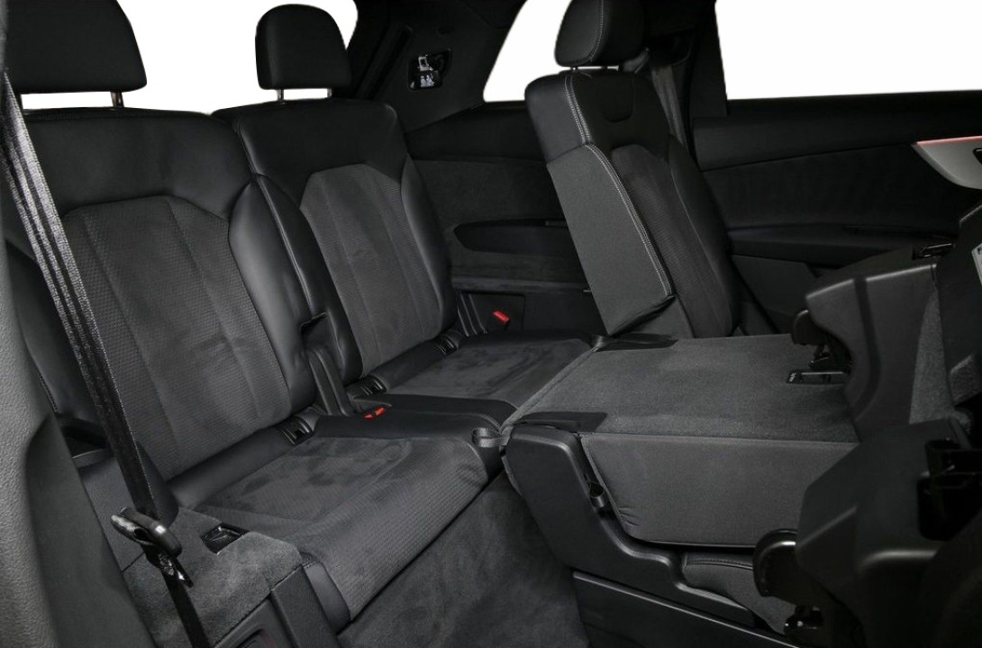 Audi Q7 S-Line - foto 24