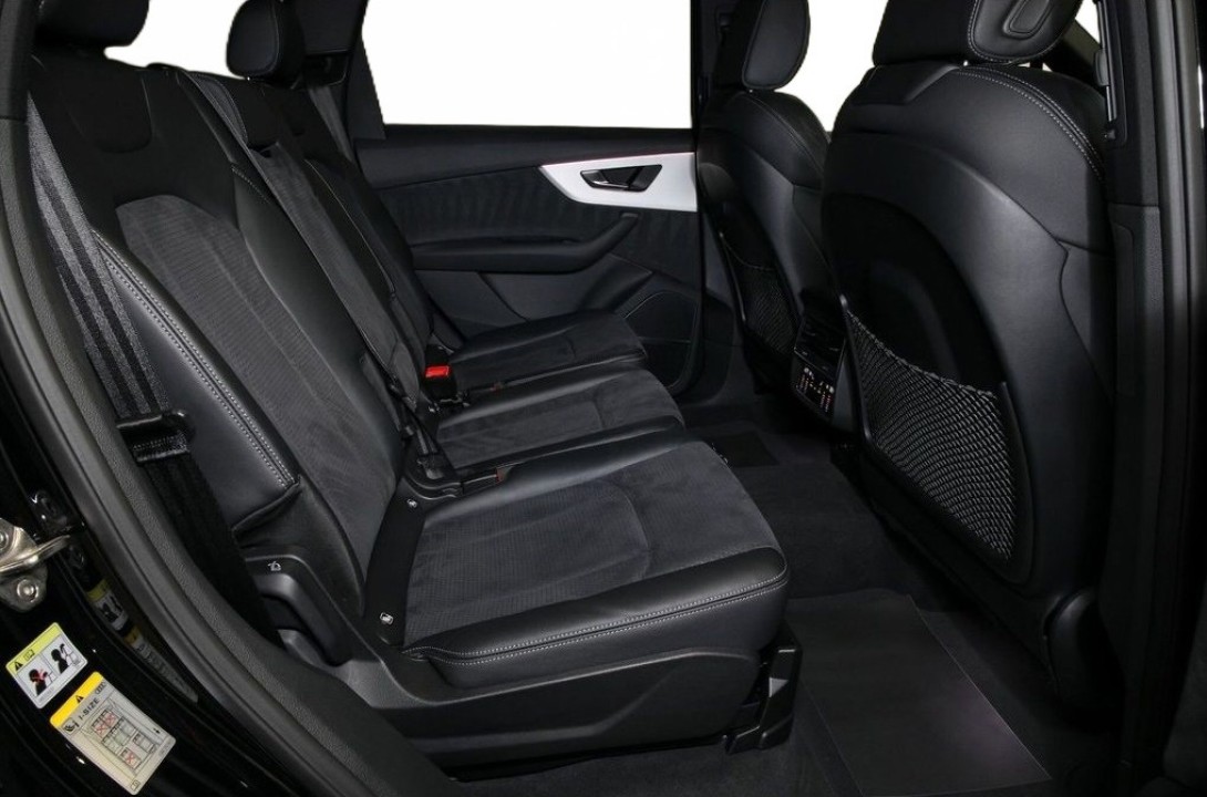 Audi Q7 S-Line - foto 22