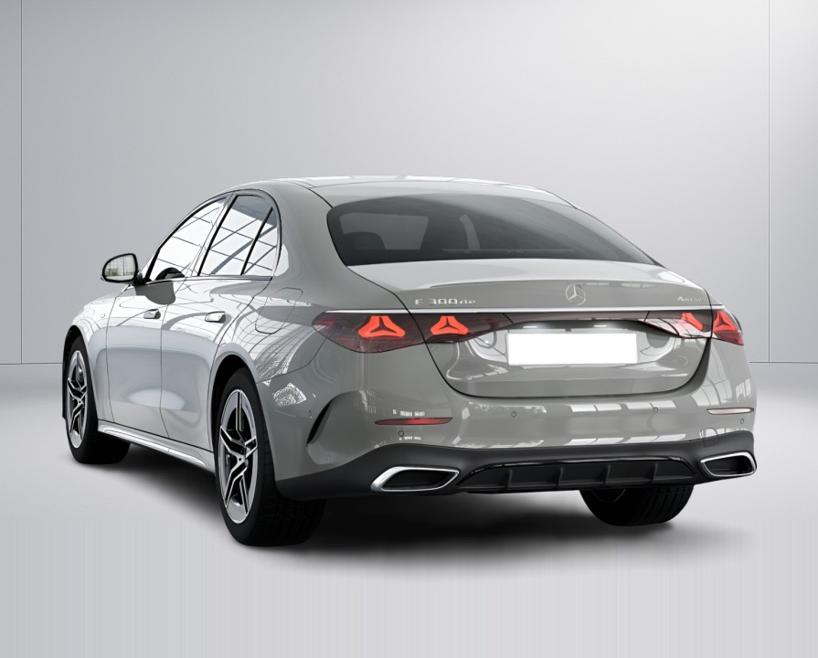 Mercedes-Benz E 300de 4MATIC AMG - foto 7