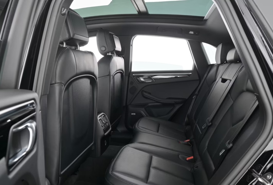 Porsche Macan - foto 16