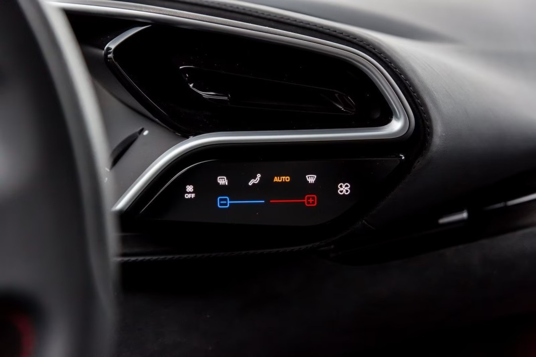 Ferrari 296 GTB - foto 16