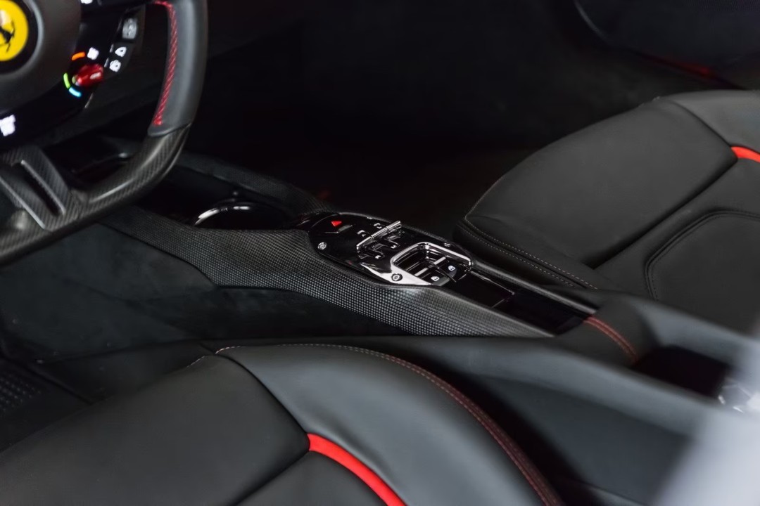 Ferrari 296 GTB - foto 18