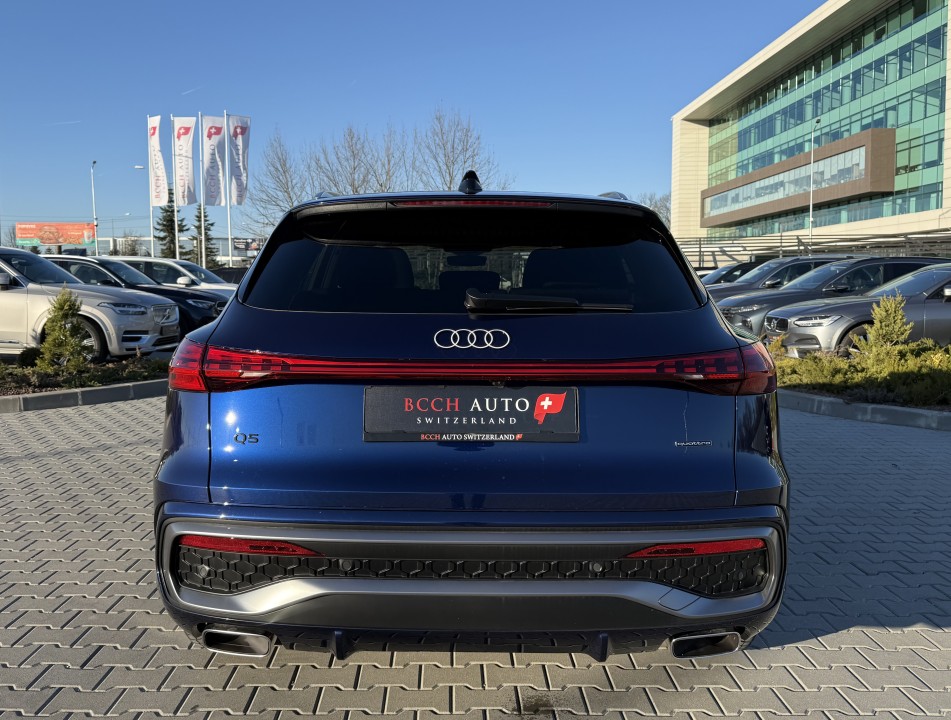Audi Q5 40TFSI quattro S tronic S-Line (4)