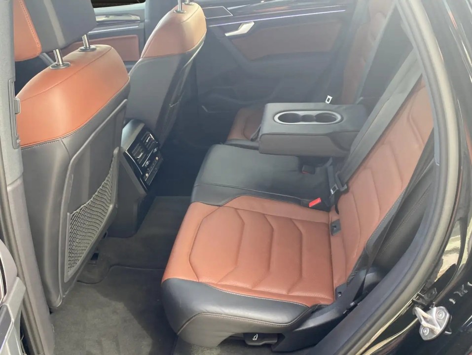 Volkswagen Touareg V6 TDI R-Line - foto 10