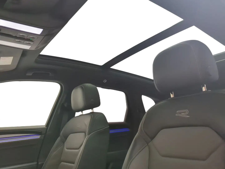 Volkswagen Touareg V6 TDI R-Line - foto 12