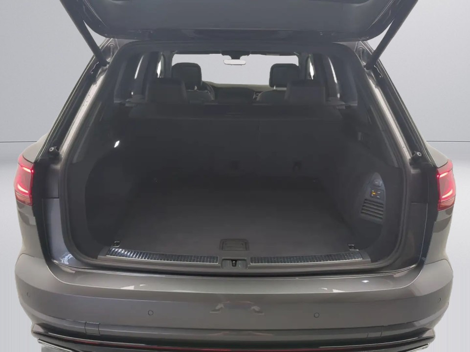 Volkswagen Touareg V6 TDI R-Line - foto 13