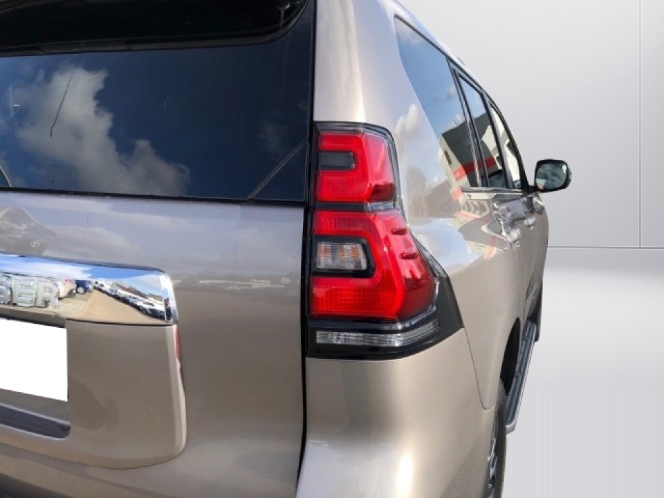 Toyota Land Cruiser - foto 23