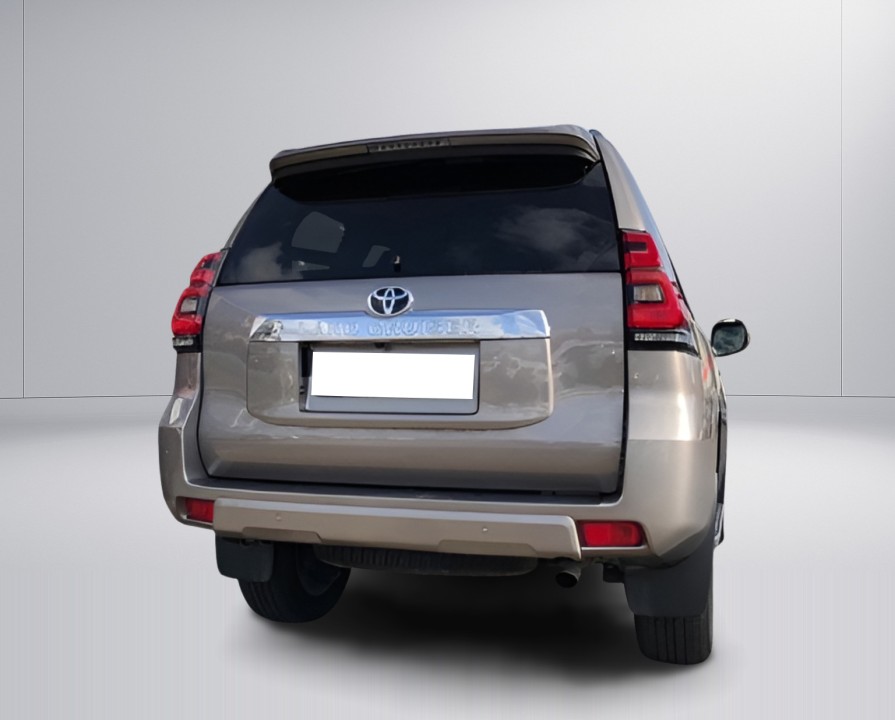 Toyota Land Cruiser (4)