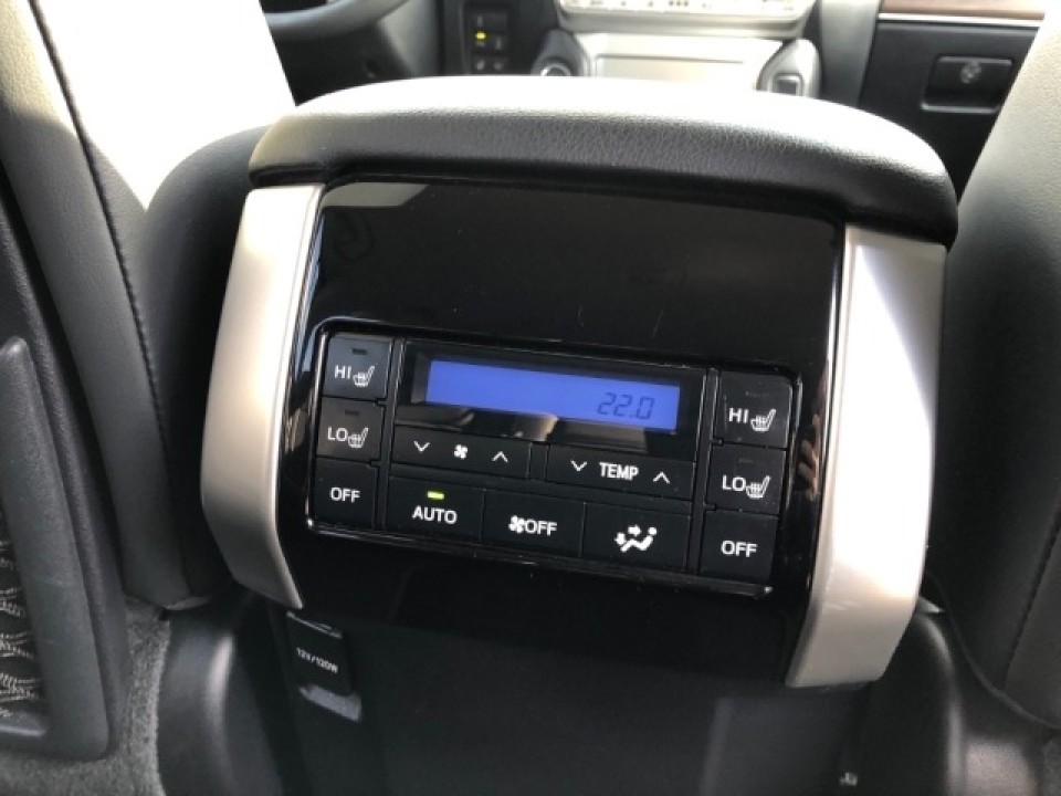 Toyota Land Cruiser - foto 16