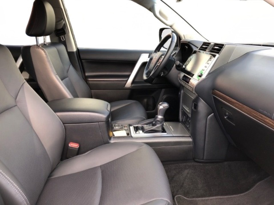 Toyota Land Cruiser - foto 12