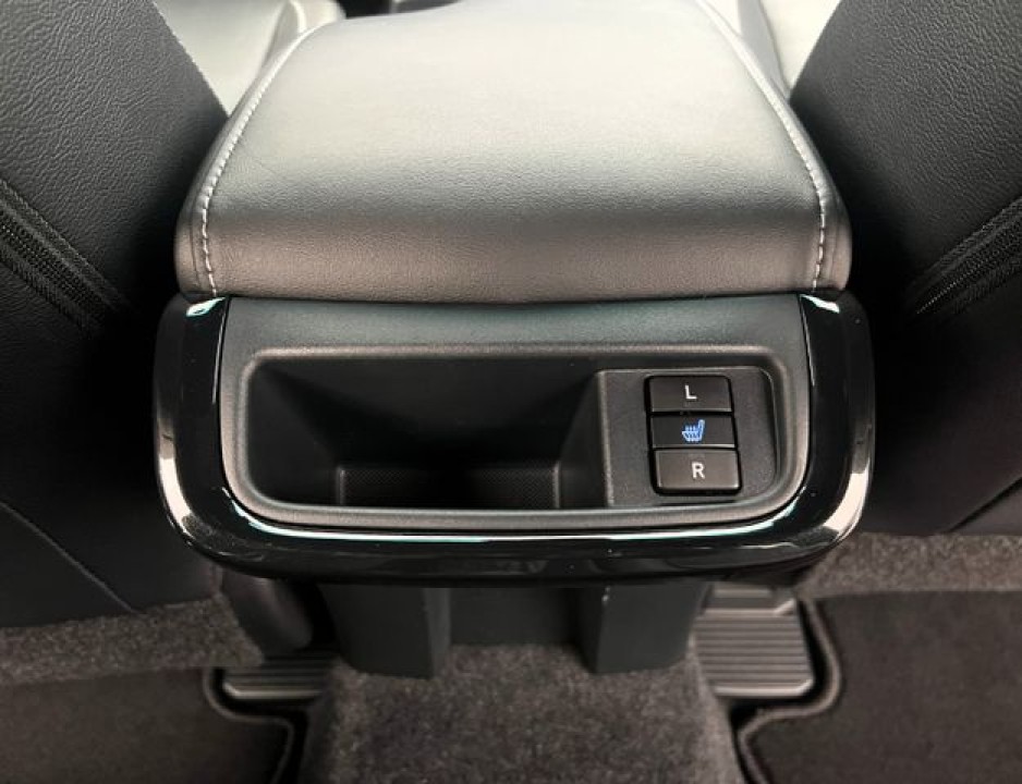 Toyota Hilux - foto 23