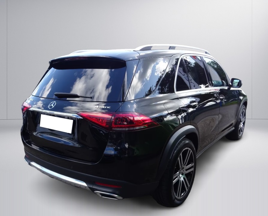 Mercedes-Benz GLE 300d 4MATIC (2)