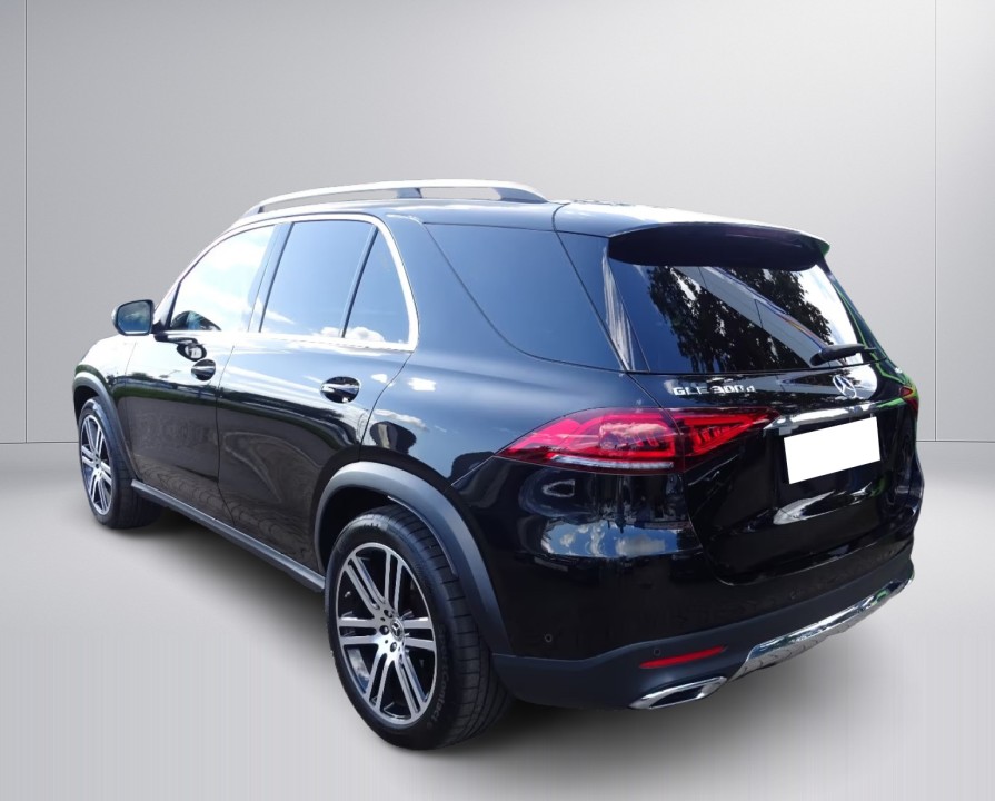 Mercedes-Benz GLE 300d 4MATIC (4)