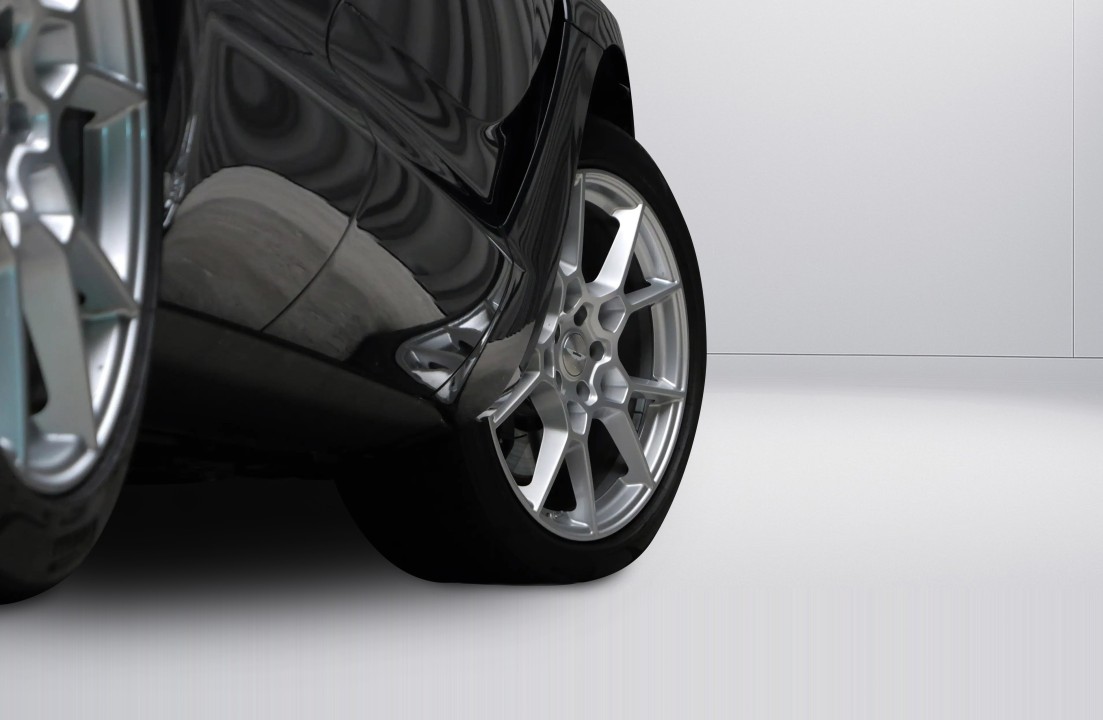 Aston Martin DBX - foto 18