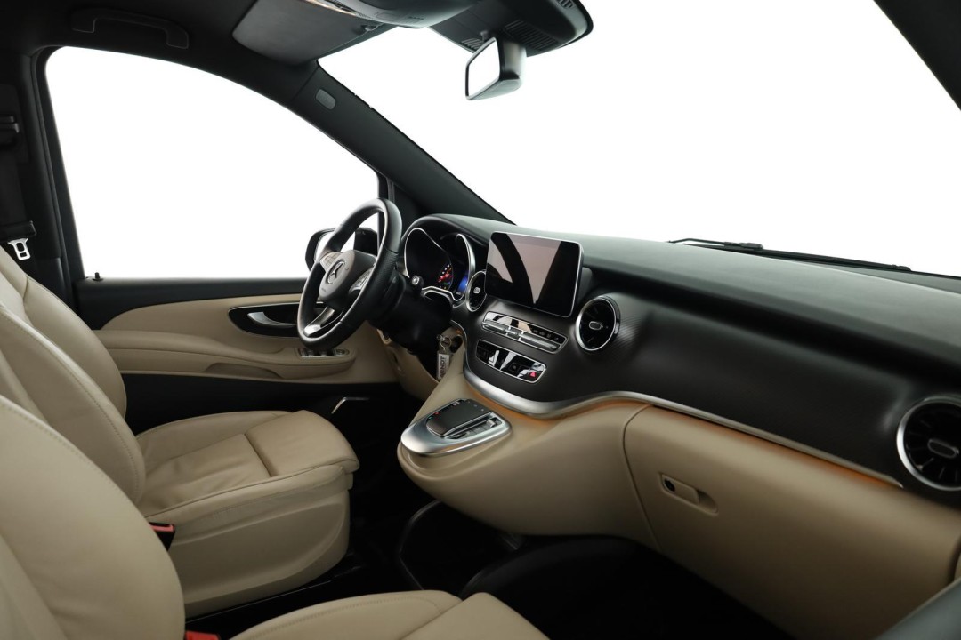 Mercedes-Benz V 300d 4MATIC - foto 13