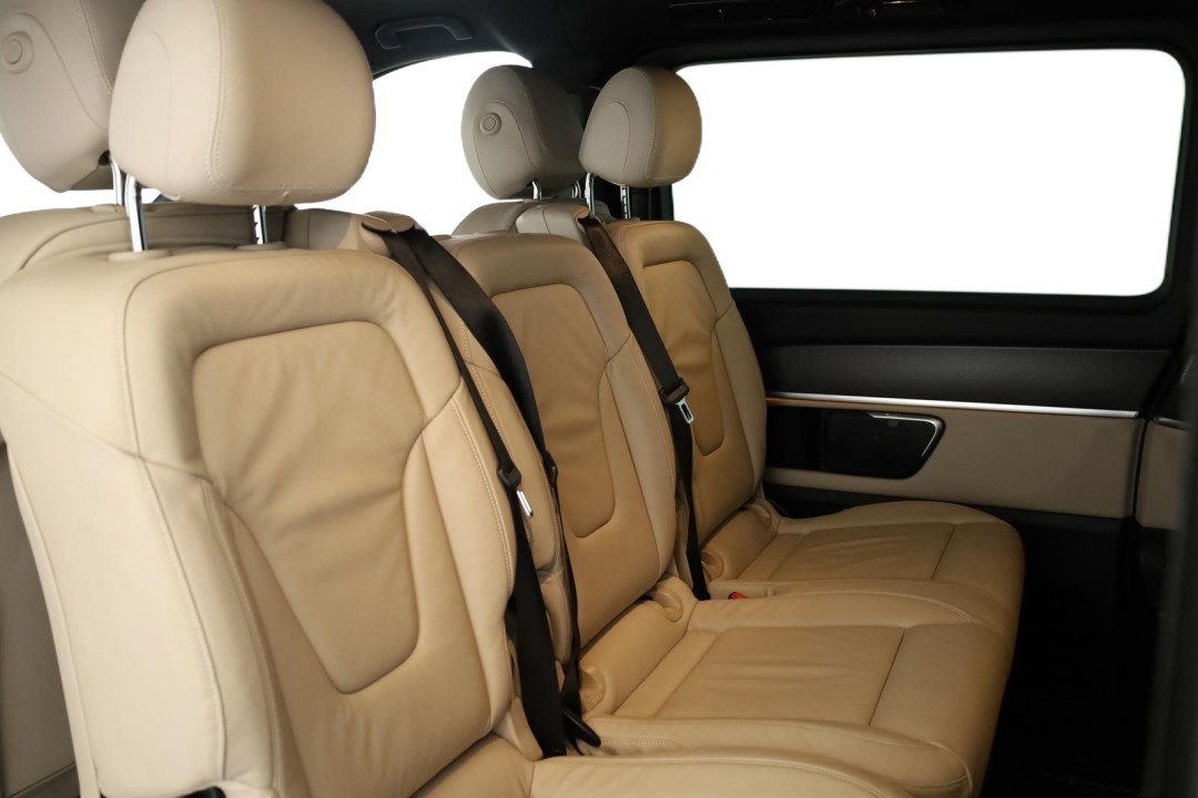 Mercedes-Benz V 300d 4MATIC - foto 12