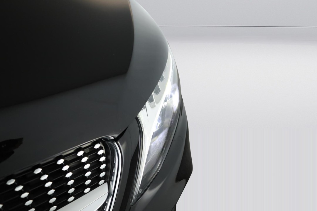 Mercedes-Benz V 300d 4MATIC - foto 22