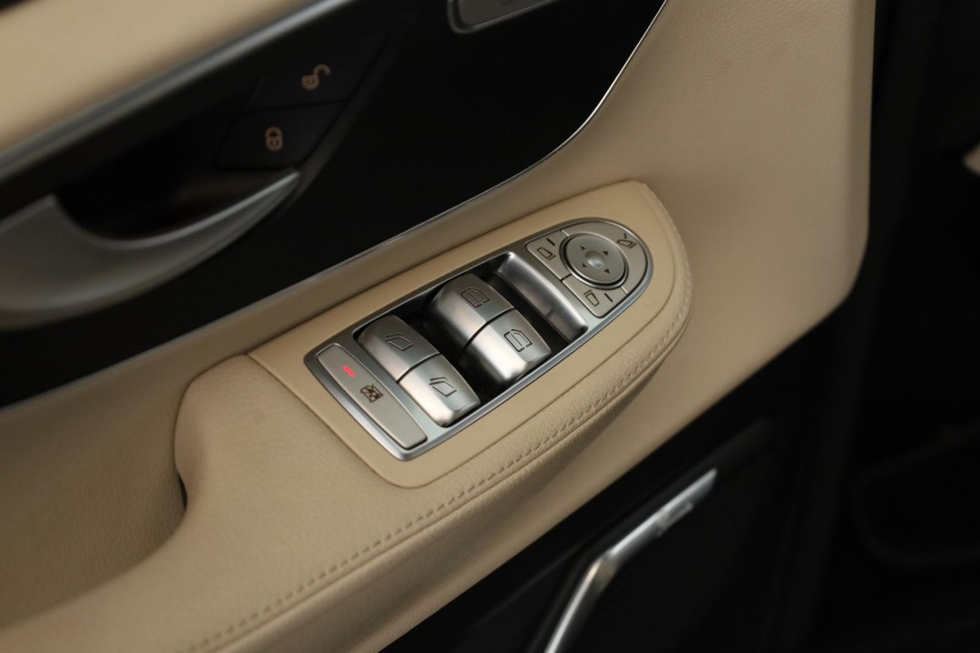 Mercedes-Benz V 300d 4MATIC - foto 20