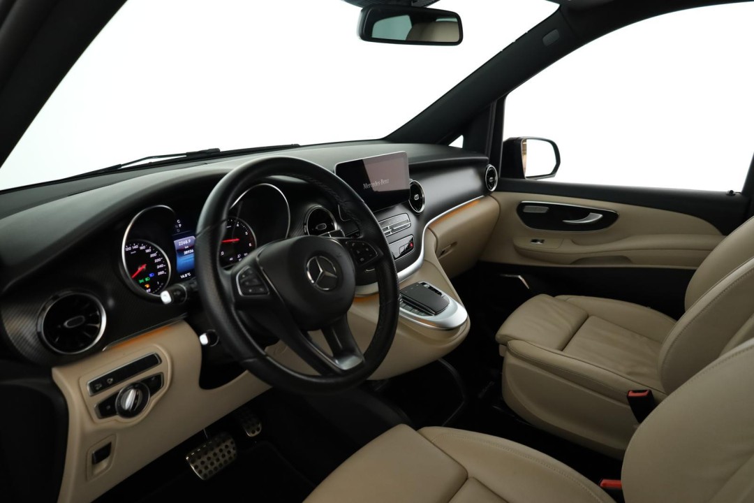 Mercedes-Benz V 300d 4MATIC - foto 10