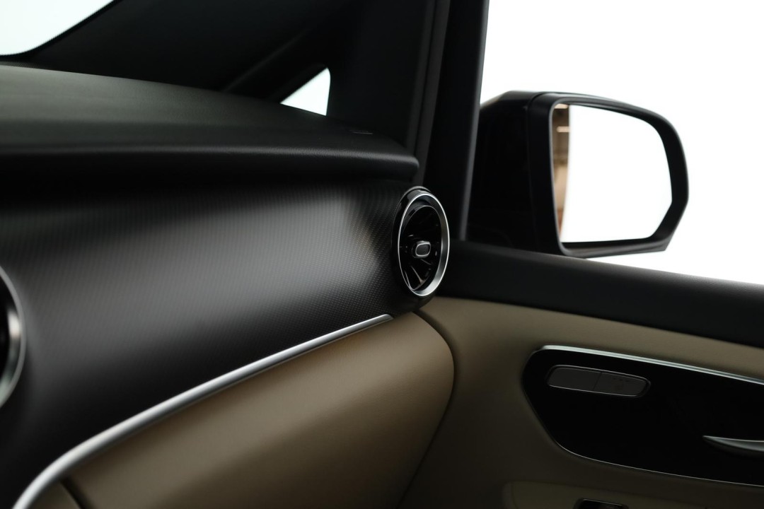 Mercedes-Benz V 300d 4MATIC - foto 16