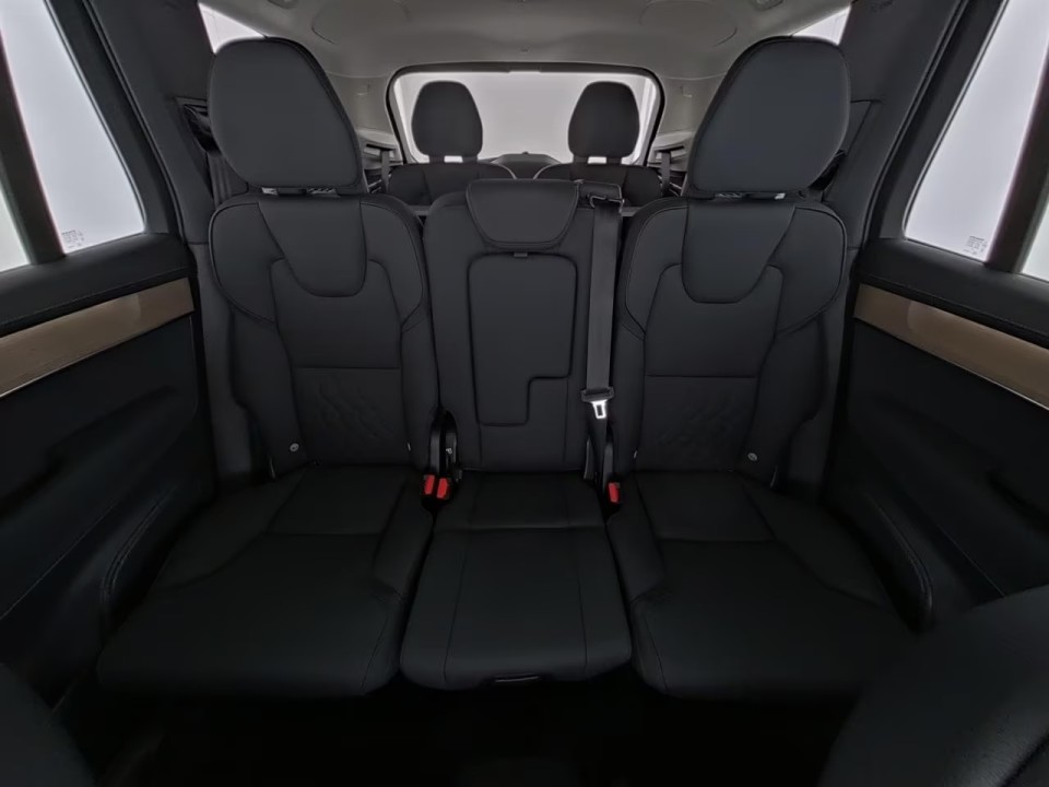 Volvo XC 90 T8 Plus Bright - foto 15