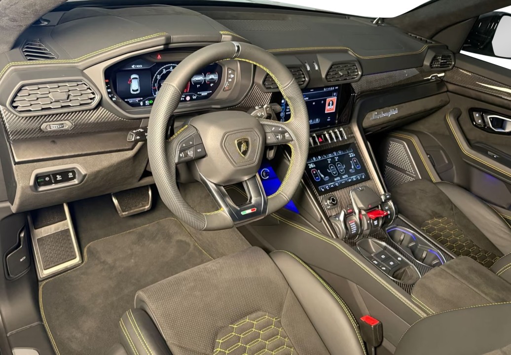 Lamborghini URUS - foto 8