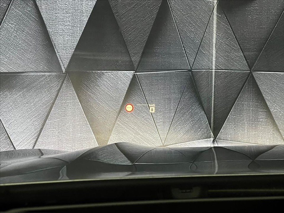 BMW Seria 8 M850i ​​xDrive - foto 21