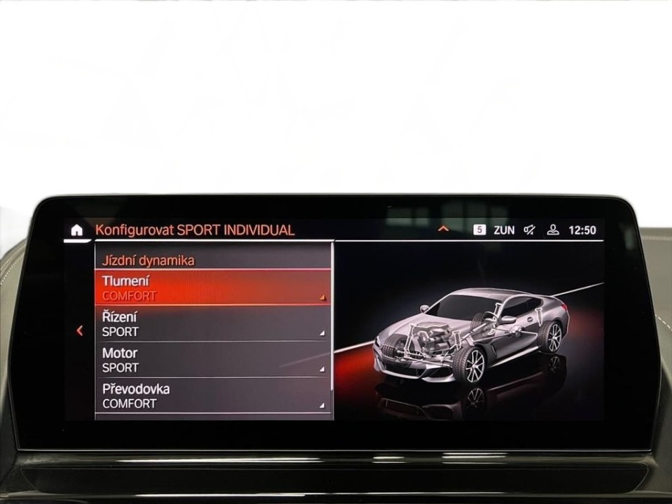 BMW Seria 8 M850i ​​xDrive - foto 11