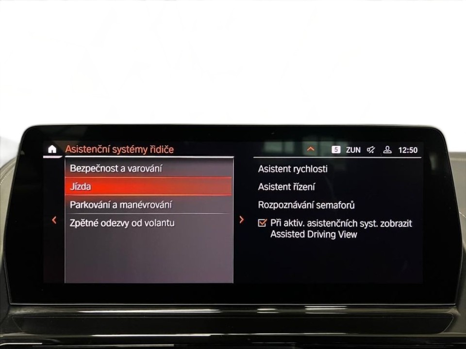 BMW Seria 8 M850i ​​xDrive - foto 14