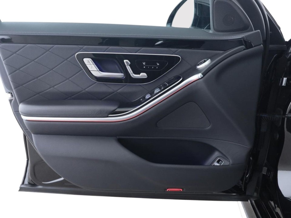 Mercedes-Benz S 400d 4MATIC AMG Line - foto 13