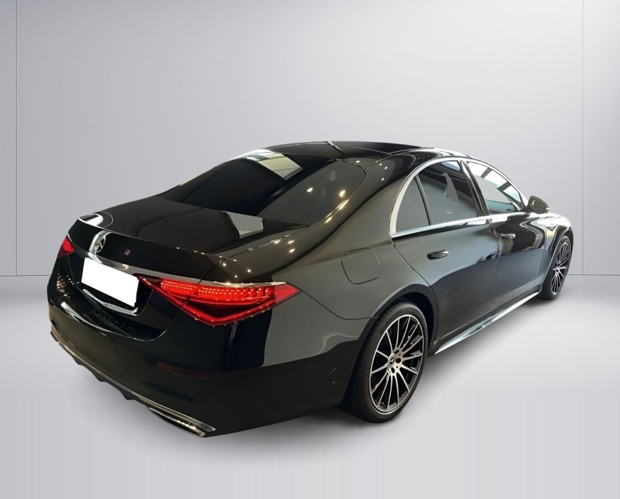 Mercedes-Benz S 350d 4MATIC AMG (2)
