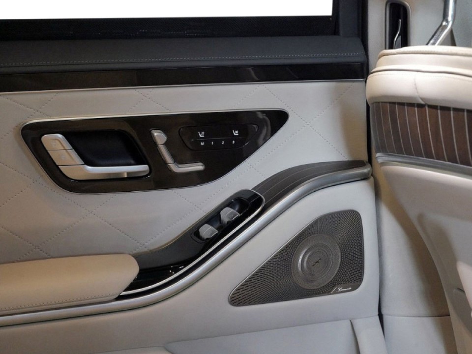 Mercedes-Benz S 580e 4MATIC AMG - foto 21