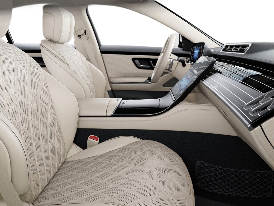 Mercedes-Benz S 500 4MATIC AMG - foto 16