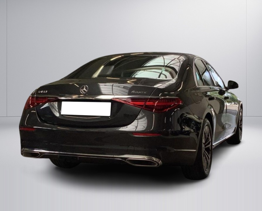 Mercedes-Benz S 450 4MATIC AMG (2)