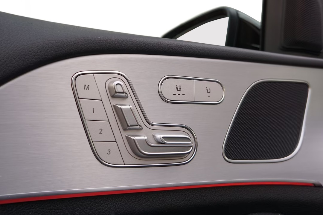 Mercedes-Benz GLE 300d 4MATIC - foto 12