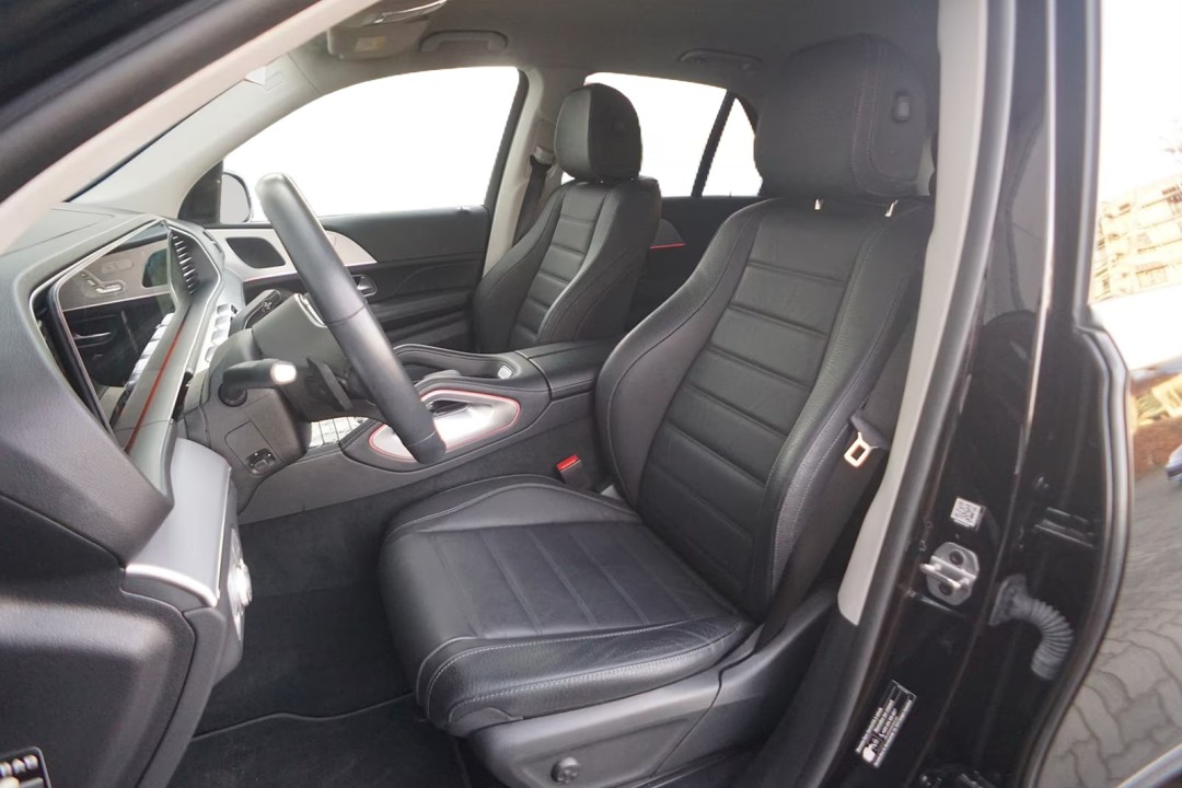 Mercedes-Benz GLE 300d 4MATIC - foto 8