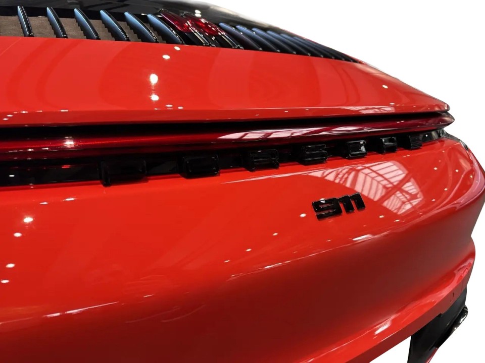 Porsche 911 Carrera - foto 31