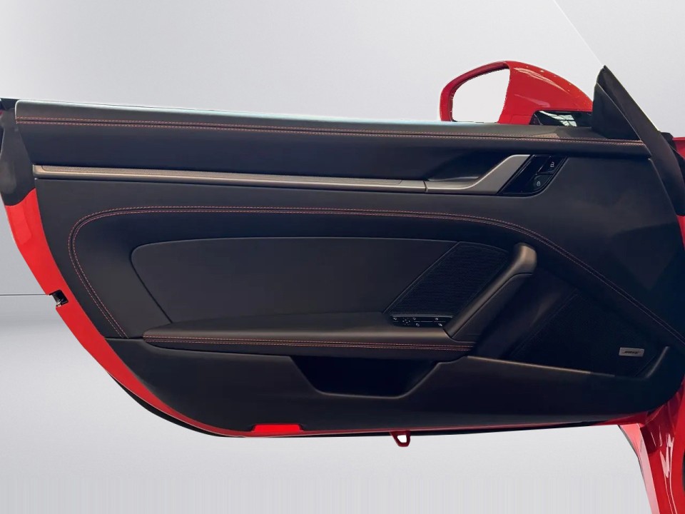 Porsche 911 Carrera - foto 26