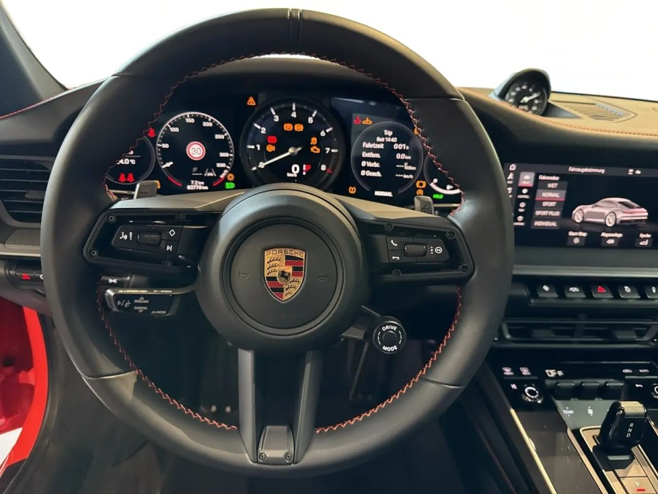 Porsche 911 Carrera - foto 12