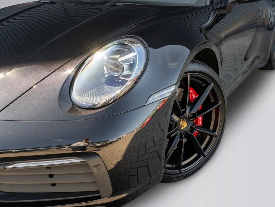 Porsche 911 Carrera 4S - foto 30