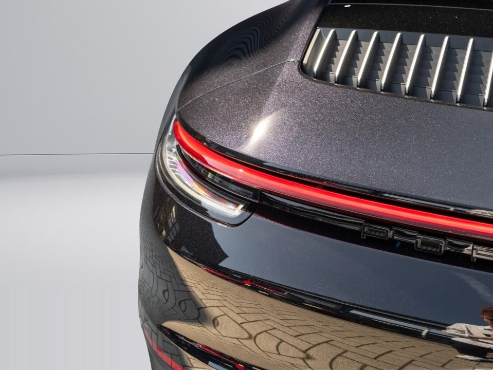 Porsche 911 Carrera 4S - foto 28