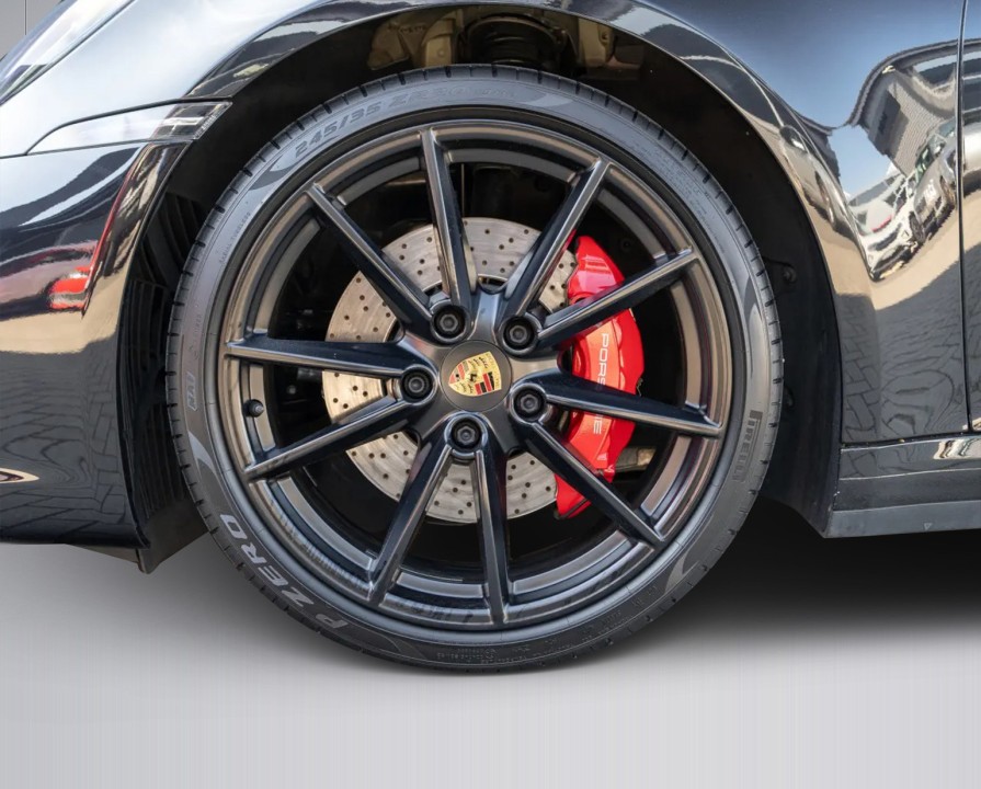 Porsche 911 Carrera 4S - foto 32