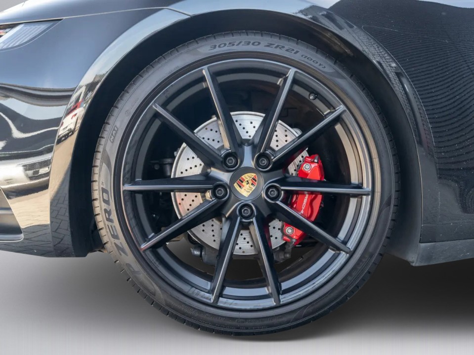 Porsche 911 Carrera 4S - foto 34