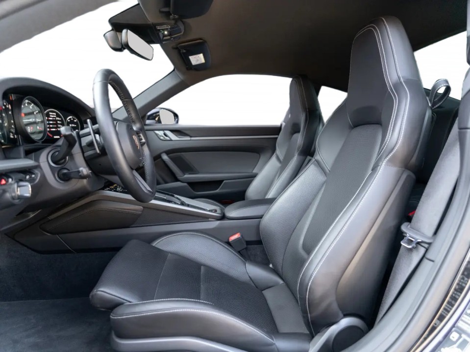 Porsche 911 Carrera 4S - foto 9