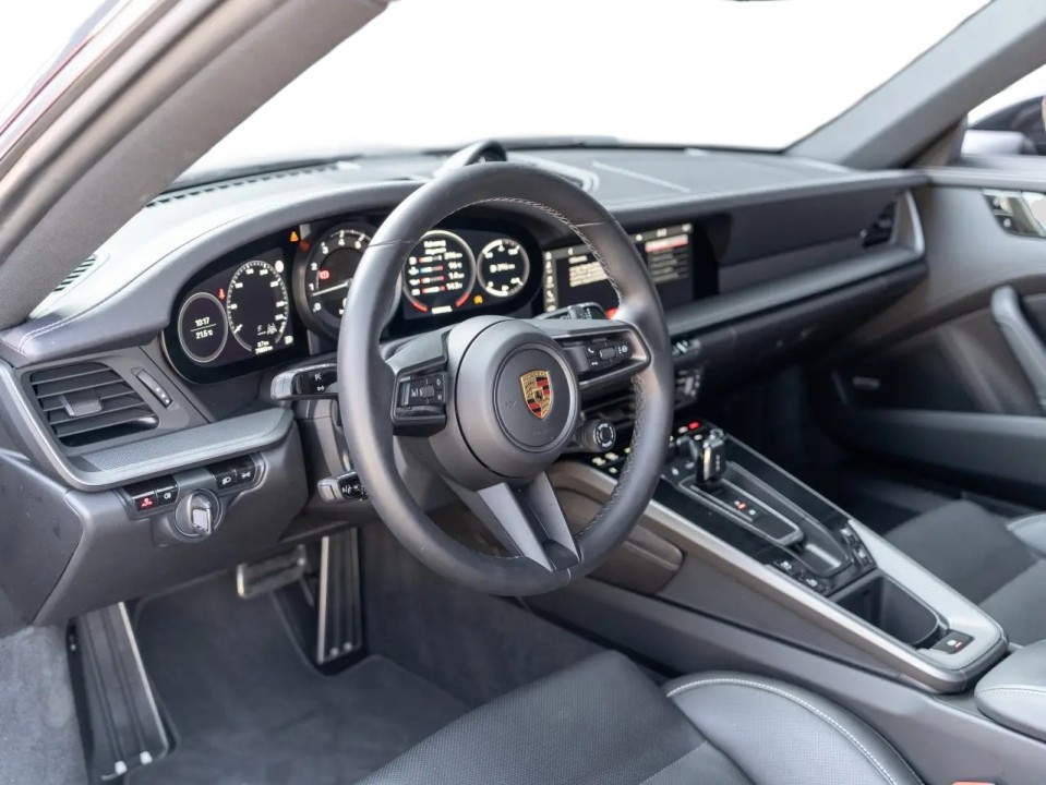Porsche 911 Carrera 4S - foto 7