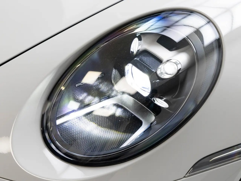 Porsche 911 Carrera - foto 25