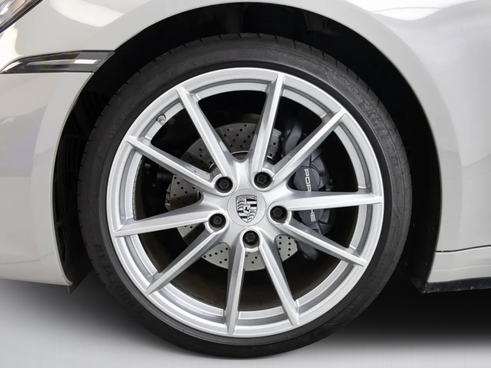 Porsche 911 Carrera - foto 30