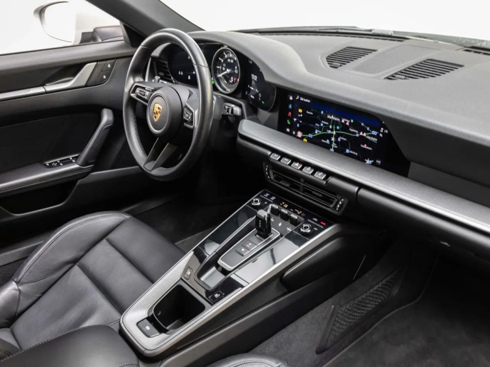 Porsche 911 Carrera - foto 12