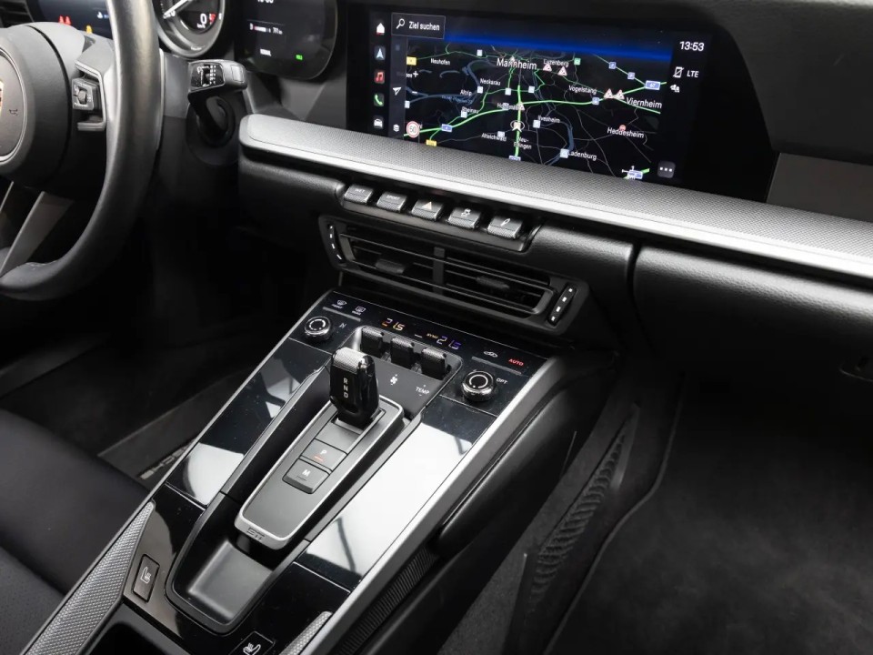 Porsche 911 Carrera - foto 18